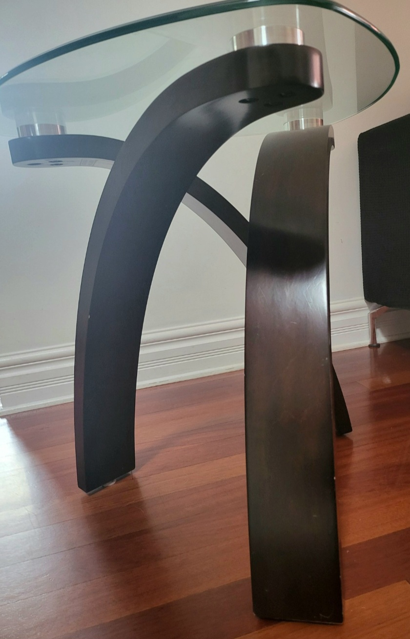 Glass Top Triangle table - photo 2