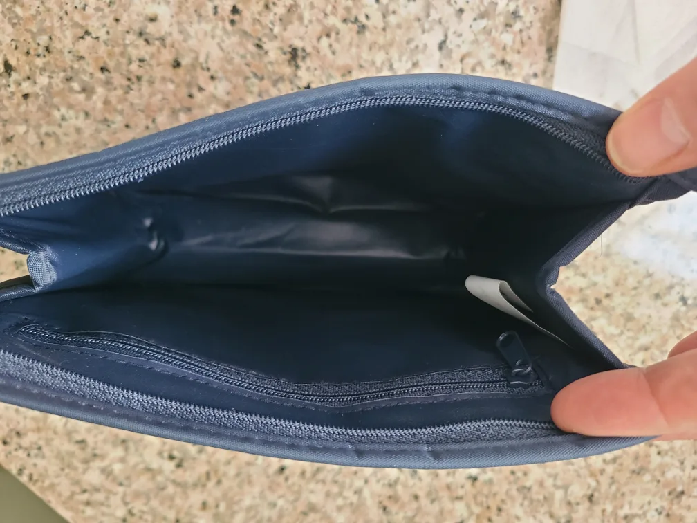 Eaton's Makeup Bag & Mug image indicator(2)