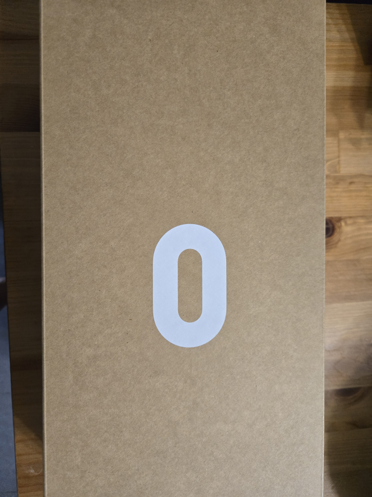 Oculus Quest 2 VR Headset -  New! - photo 2