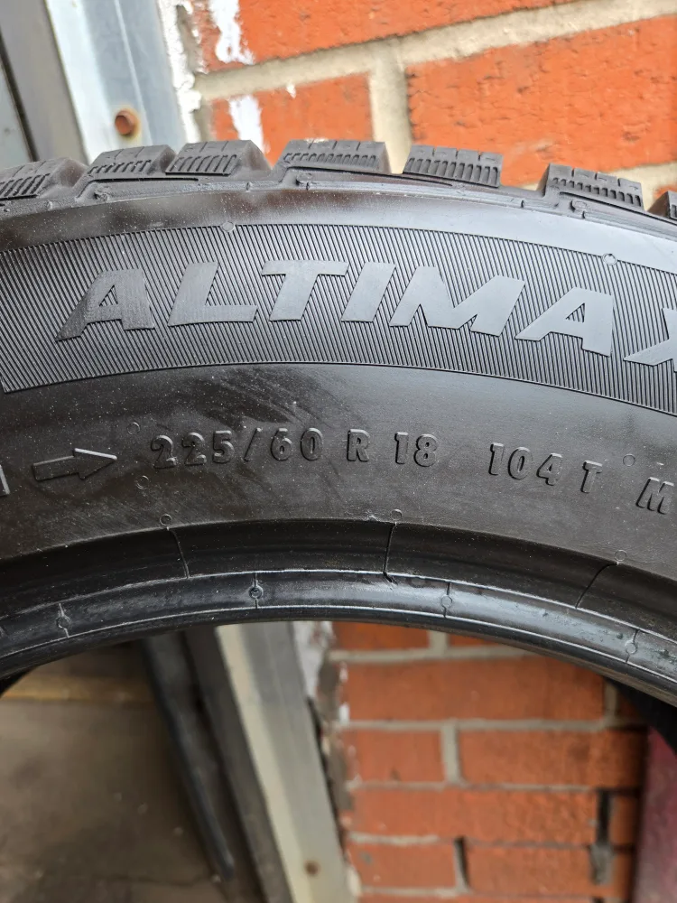 General Altimax Arctic 12 WINTER Tires 225/60R18 image indicator(3)