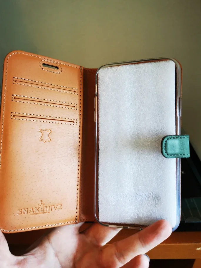 Snakehive Vintage Bottle Green iPhone XR Wallet Case image indicator(5)