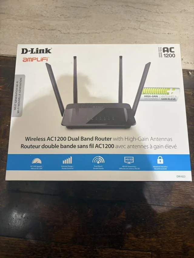 D-Link AC1200 Dual Band Router - New in Box! image indicator(2)