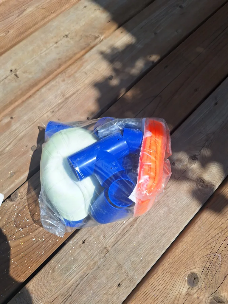 brand new in box pool volley ball set image indicator(3)