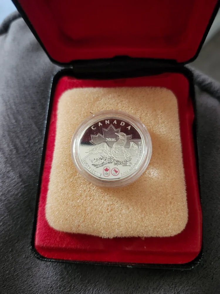 2016 Canada Lucky Loonie Dollar Coin thumbnail