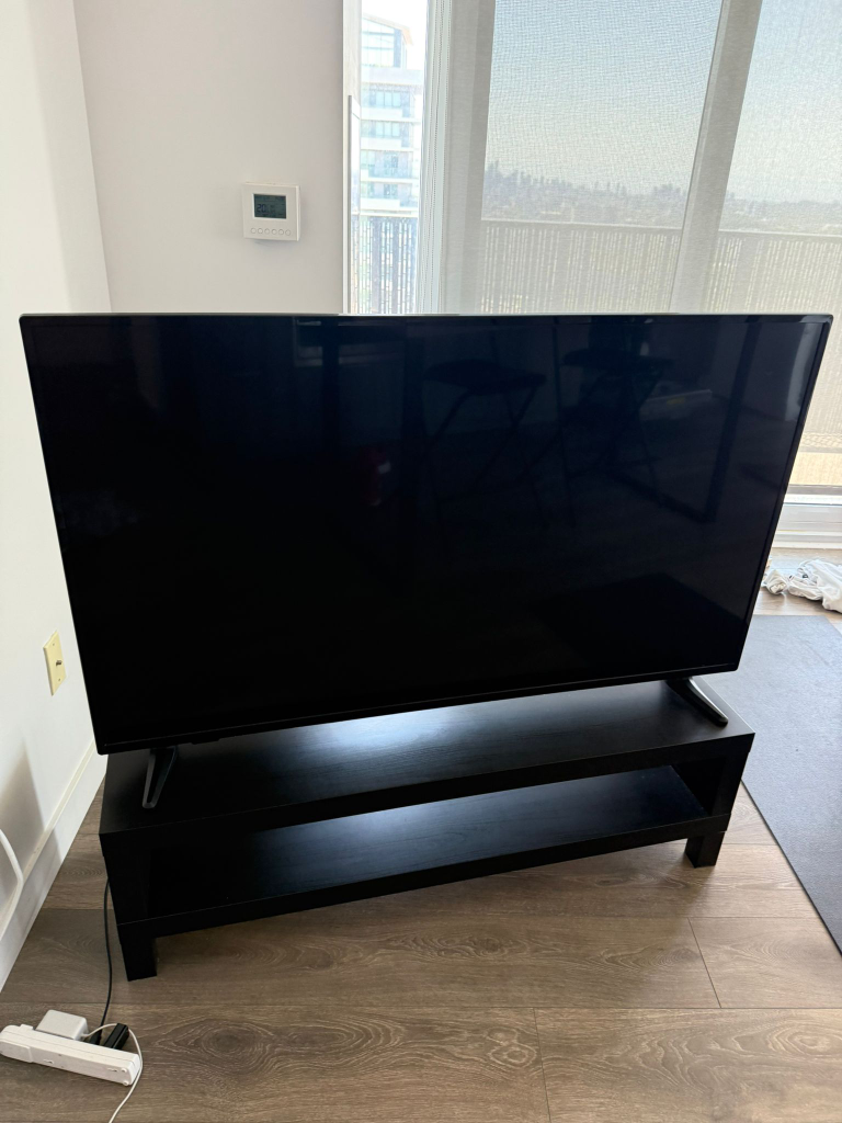 Insignia 4K Ultra HD 55 inch smart fire tv - photo 2