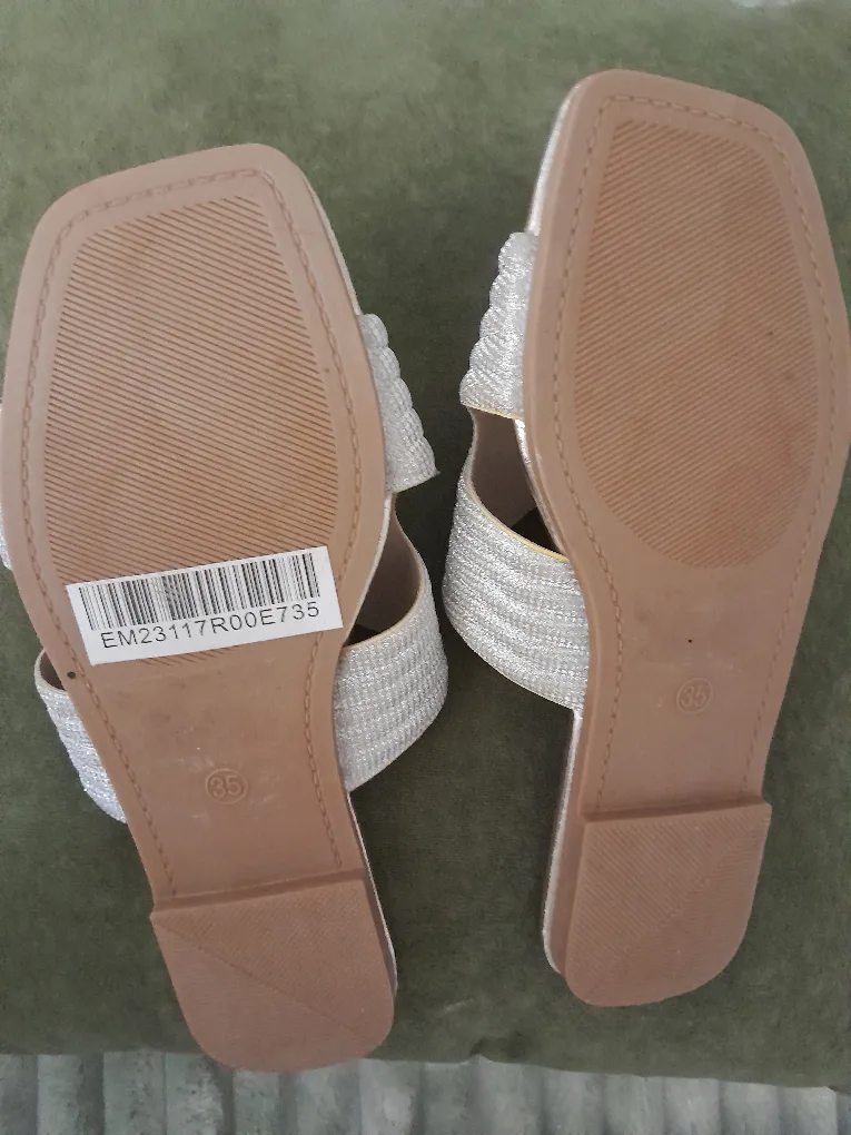 Silver Flat Sandal image indicator(4)