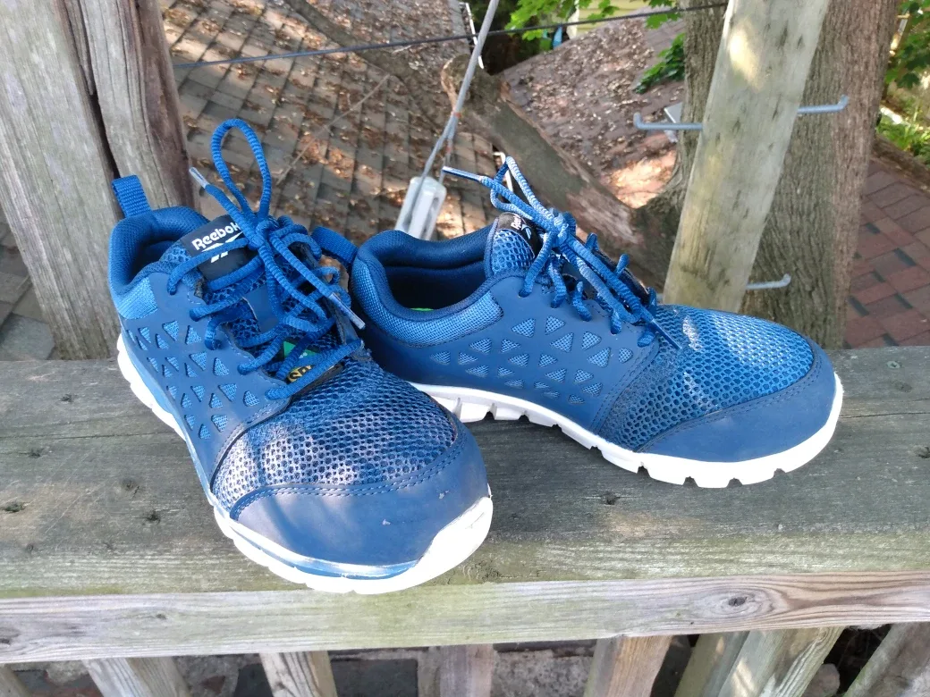 Reebok Safety Shoes Women's Size 6.5 thumbnail