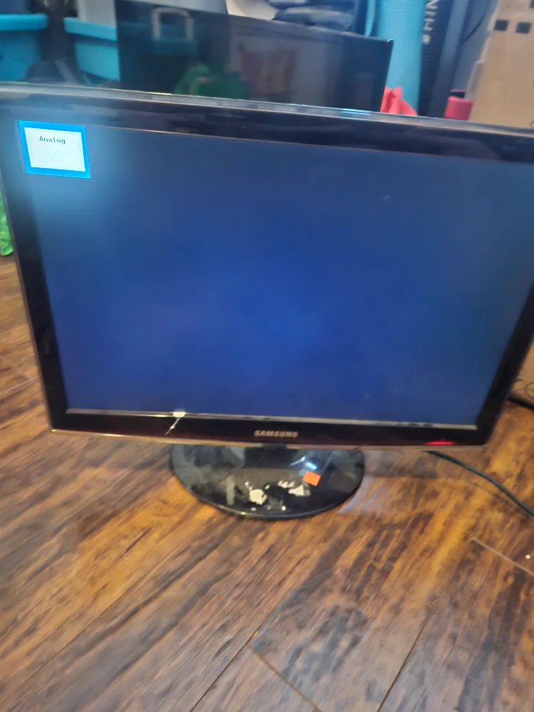 Samsung  T220 22" 1680x1050 WSXGA+ Wide LCD Monitor DVI VGA thumbnail