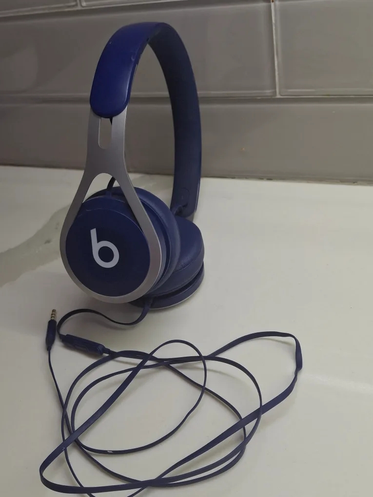 Beats EP Wired Headphones - Blue thumbnail