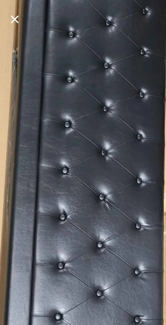 Queen-Size Avenue Binghamton Tufted Upholstered Platform Bed image indicator(2)