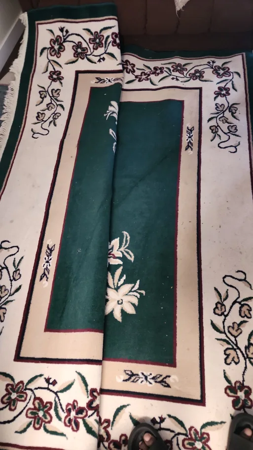 NEVER USED!!! Floral Rug - 7'10" x 11' - Hunter Green thumbnail