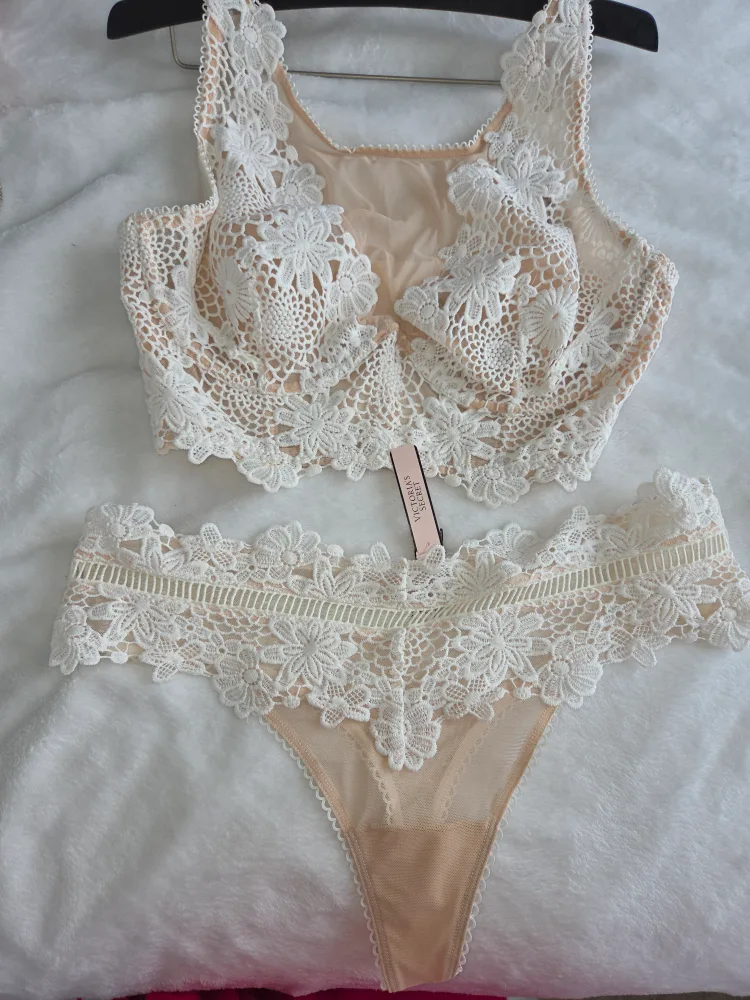 Victoria's Secret Lingerie Set thumbnail