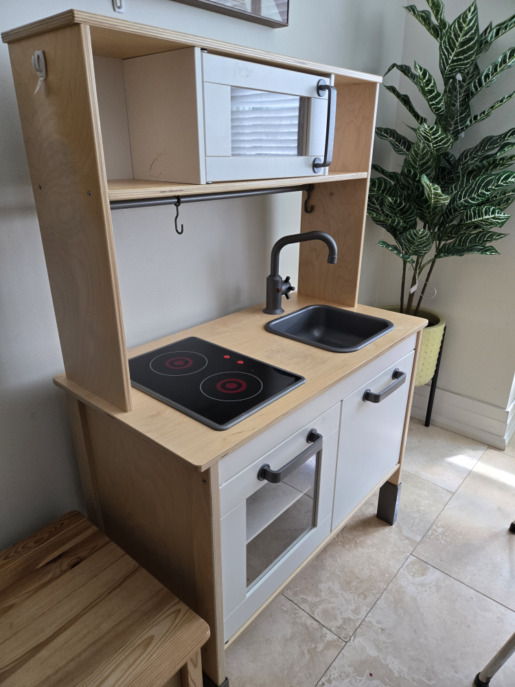 IKEA Duktig Play Kitchen - photo 2