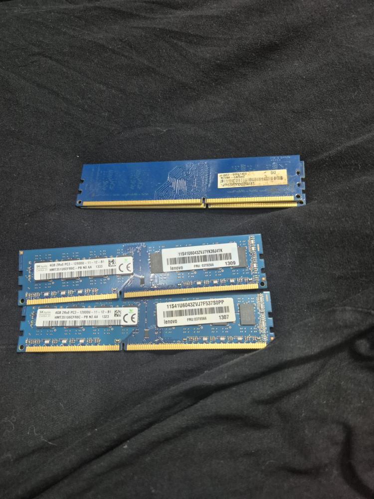 4GB PC3 RAM Sticks - Lenovo & SK Hynix - photo 2