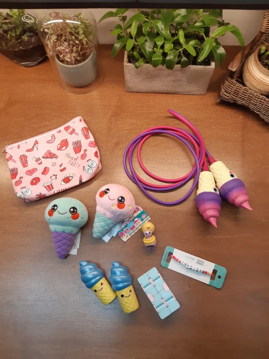 Ice Cream Themed Toy Bundle thumbnail