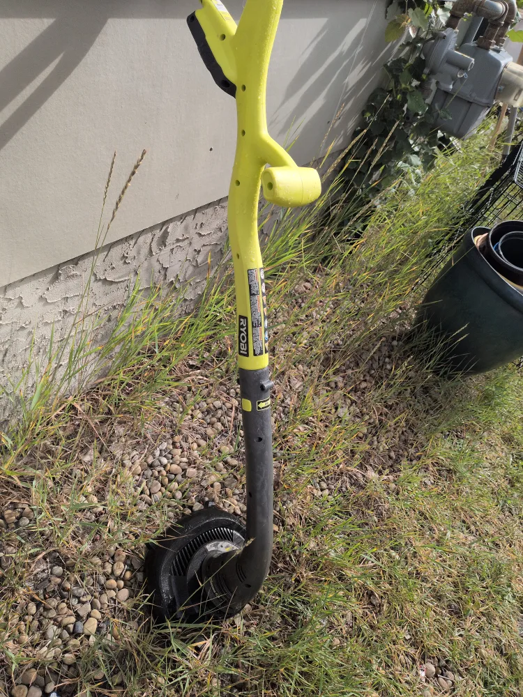 RYOBI easy edge cutter image indicator(2)