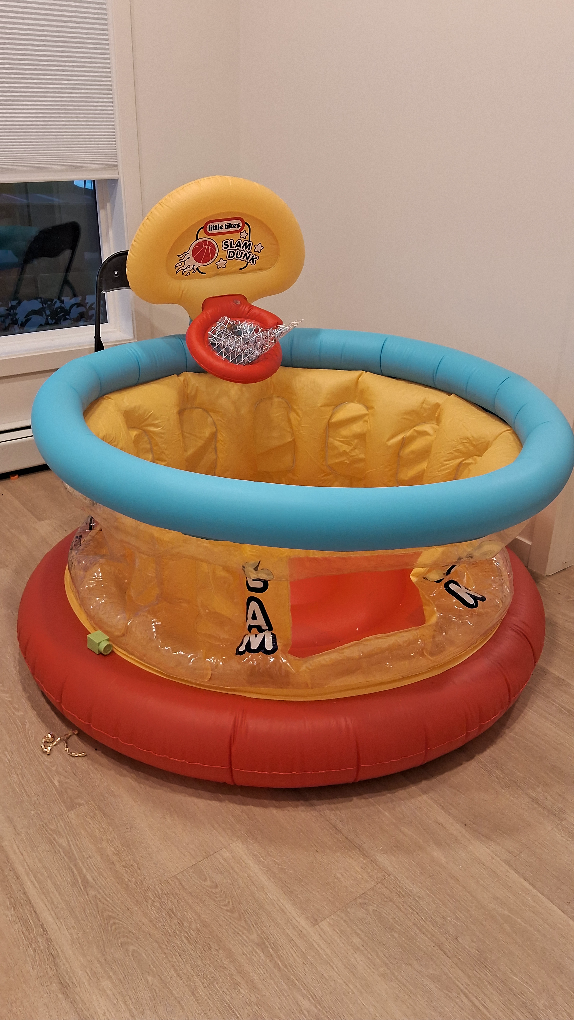Little Tikes Slam Dunk Inflatable Play Centre - photo 4