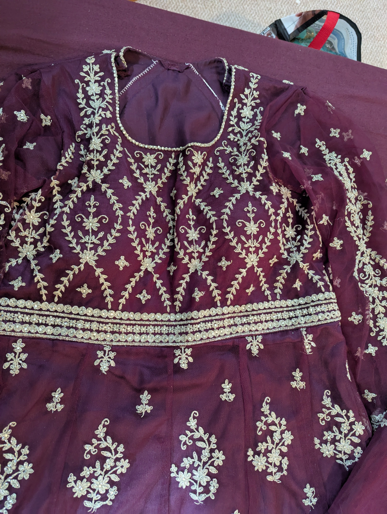 Burgundy Embroidered Salwar Kameez Suit - photo 2
