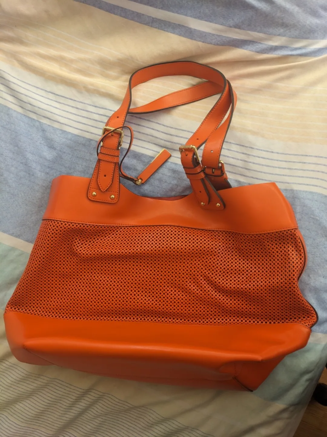 Vince Camuto Orange Shoulder Bag thumbnail