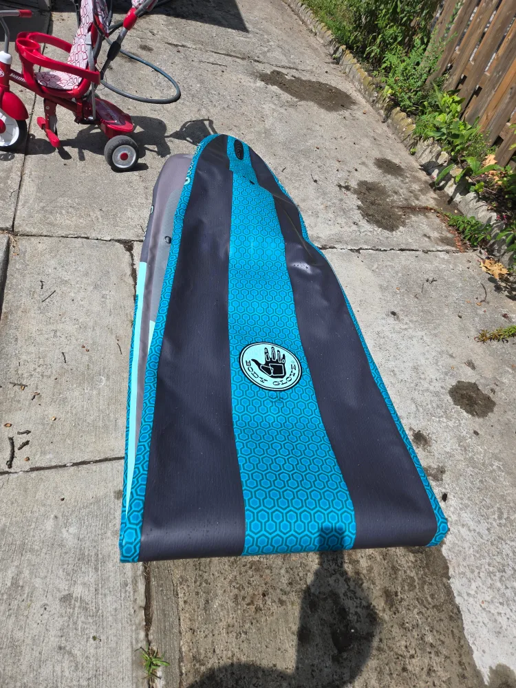 Body Glove Twin Pro Tandem Stand-Up Paddle Board iSUP image indicator(8)