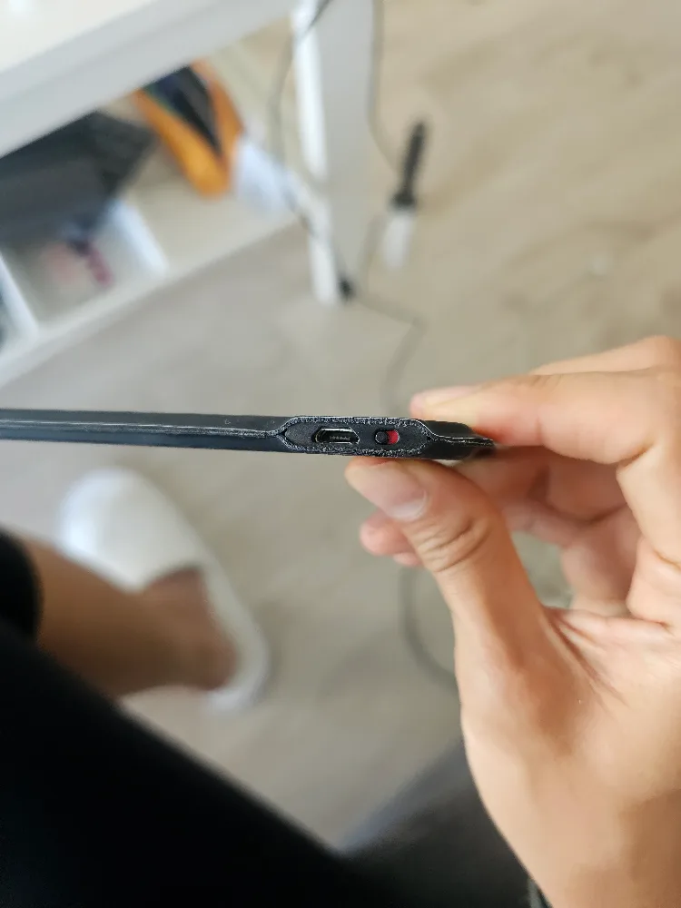 Logitech Keys-To-Go Ultra-Portable Keyboard image indicator(4)