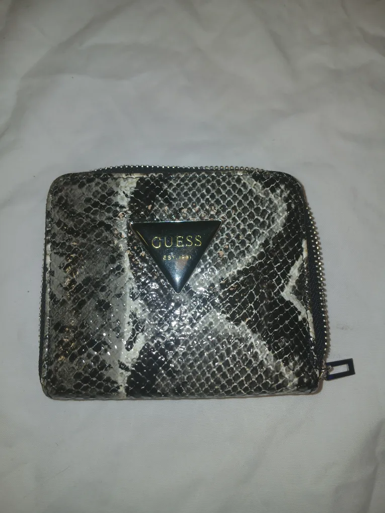 Guess Snakeskin Wallet thumbnail