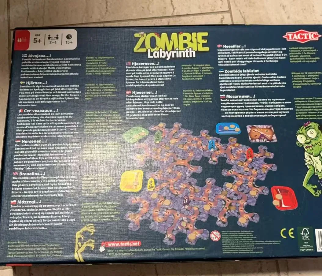 Zombie Labyrinth Board Game by Tactic image indicator(2)