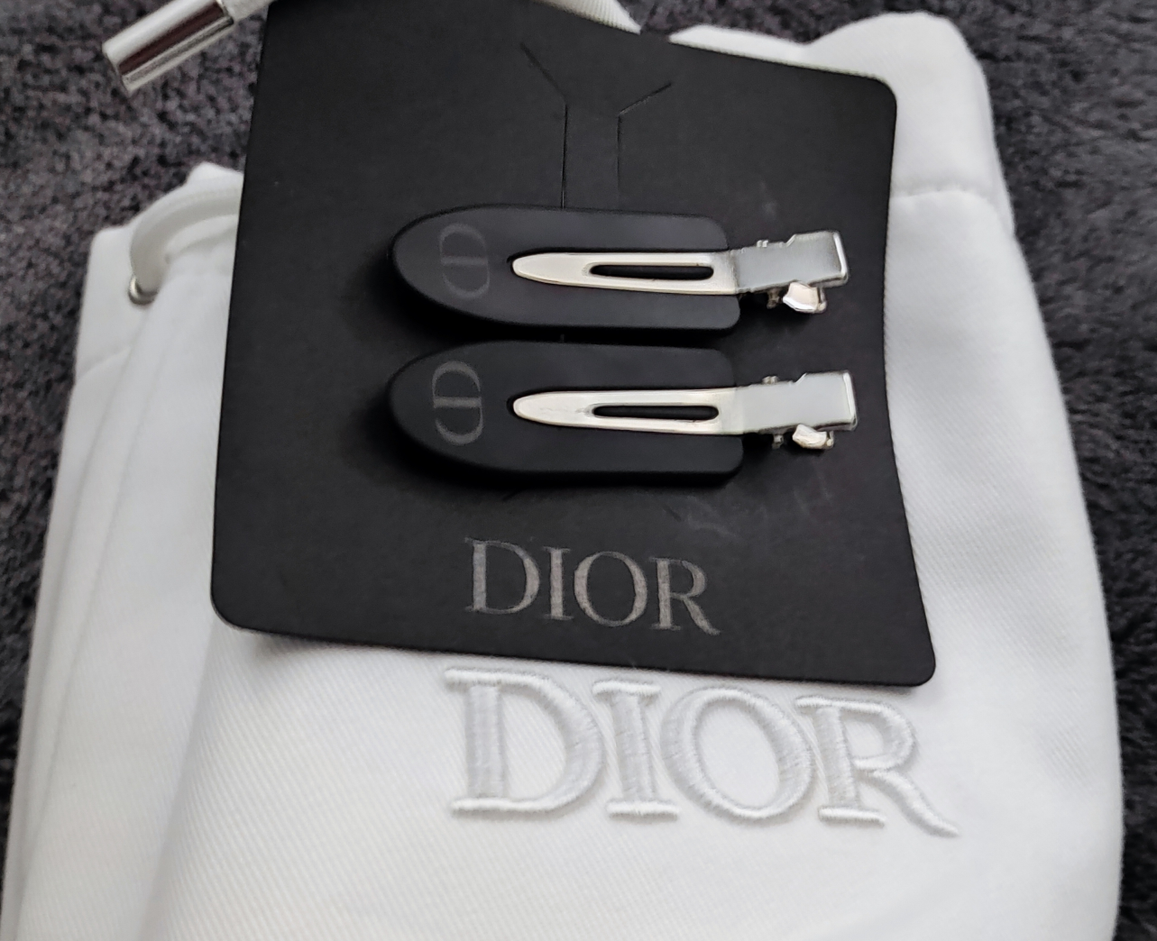 New DIOR Black Hair Clips - Set of 2 - photo 3