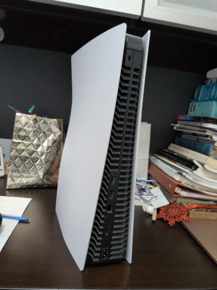 Sony PlayStation 5 (PS5 - Original Disc Version - Not Working) image indicator(3)