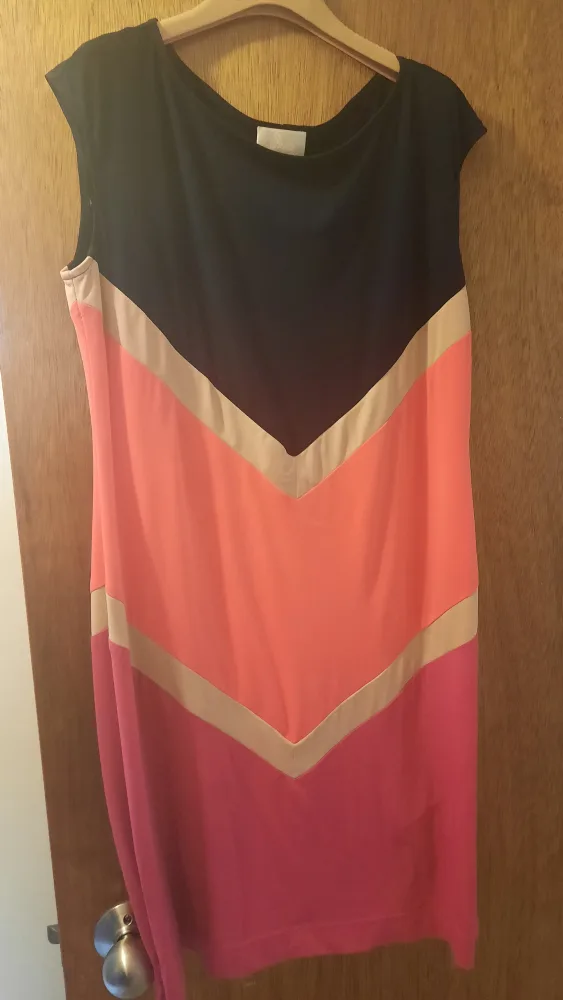 Donna Morgan Dress - Size 10 thumbnail