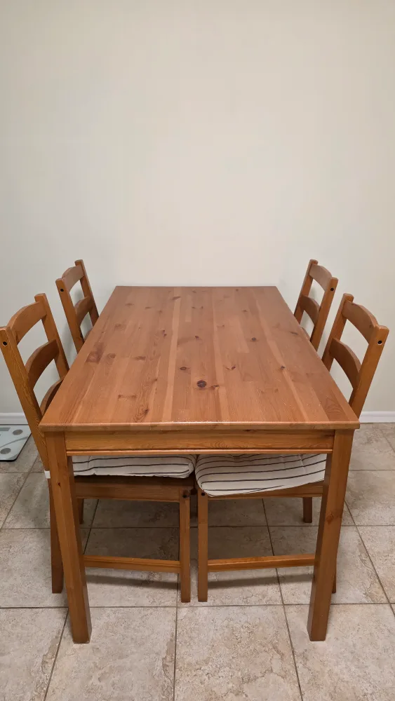 IKEA Dining Table & 4 Chairs thumbnail