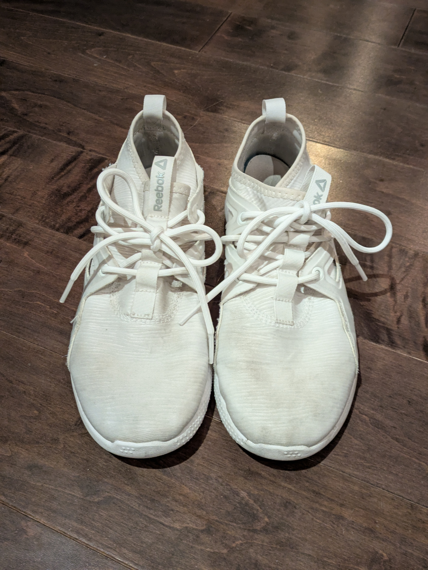 Reebok Women's White Sneakers - Size 6.5