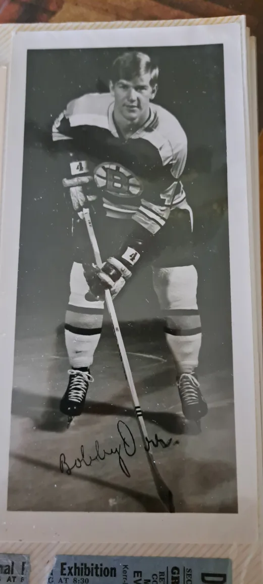 Bobby Orr Signed Photograph thumbnail