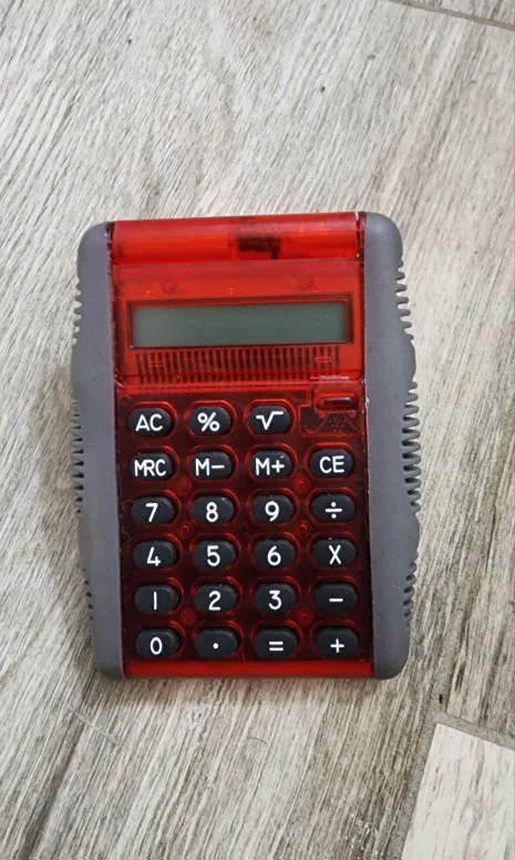 Vintage Red Calculator #freecycle thumbnail