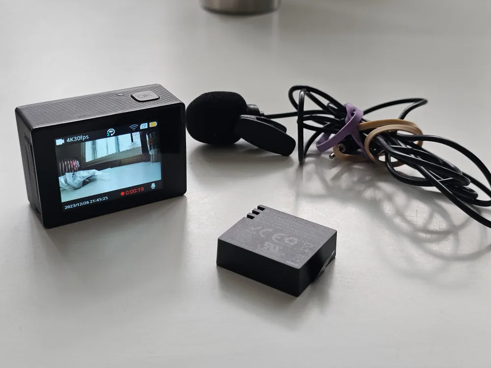 Wolfang Action Camera 4K with Microphone image indicator(3)