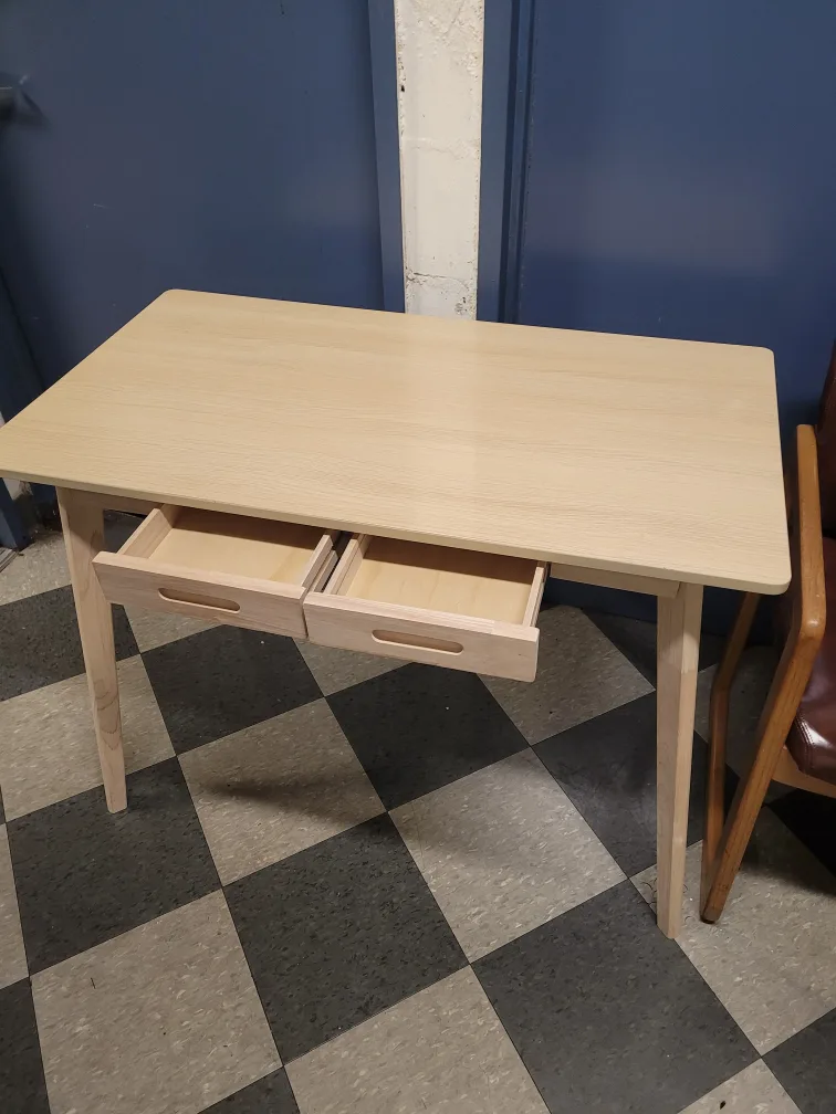 Wooden Desk with Drawers image indicator(3)