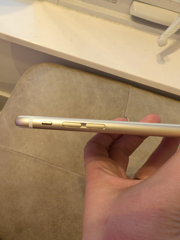 Apple iPhone 6s Gold - photo 4