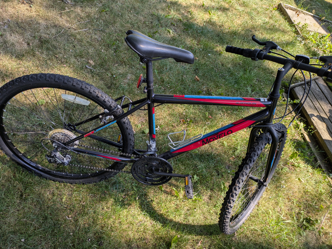 Movelo Mountain Bike - Great Condition! - photo 3