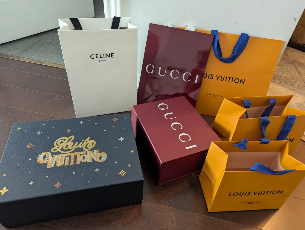Luxury boxes and bags - Gucci, Louis Vuitton, Celine thumbnail