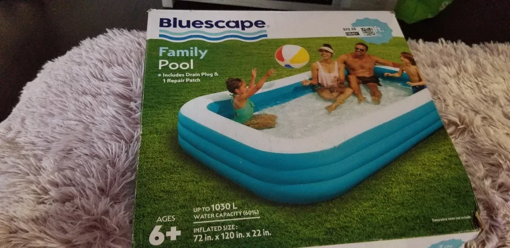 Bluescape Family Pool (72x120x22 in) image indicator(3)