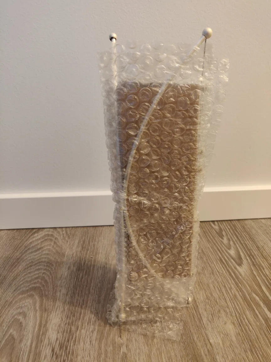 NEW Mantles Bridge Photo Frame - 3.5" x 2.5" - Floating Pictures image indicator(6)