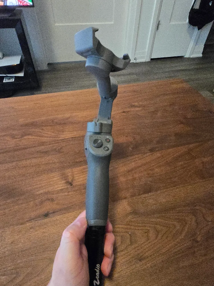 DJI Osmo Mobile 3 Smartphone Gimbal – Excellent Condition image indicator(3)