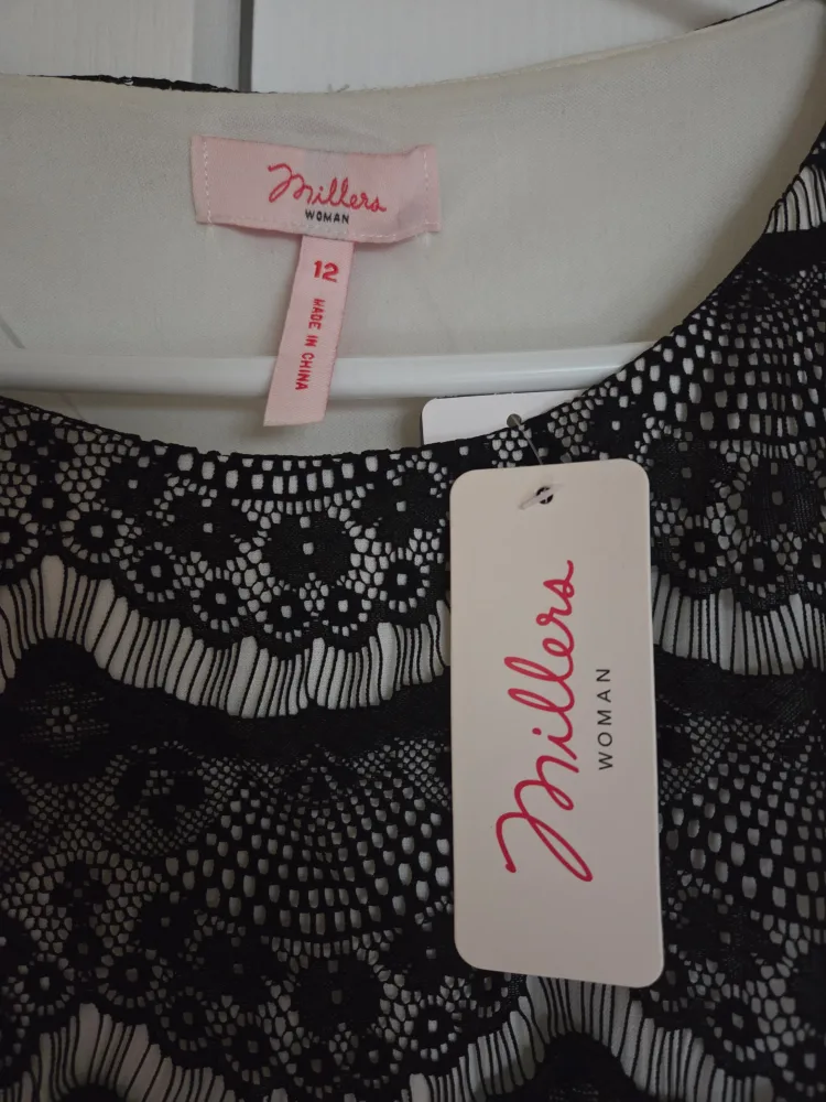 Millers Woman Size 12 Lace Dress - New with Tags! image indicator(3)