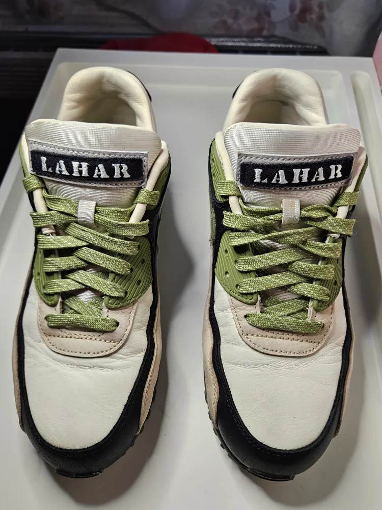 Nike Air Max 90 Lahar Escape Shoes thumbnail