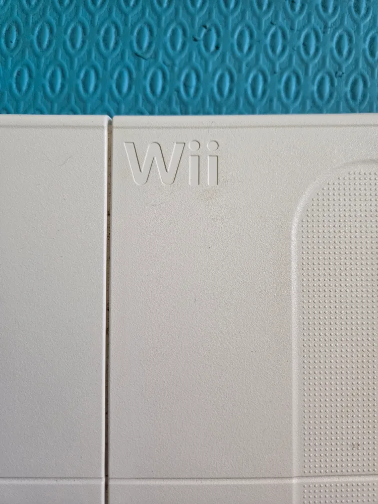 Wii Balance Board and Games image indicator(2)