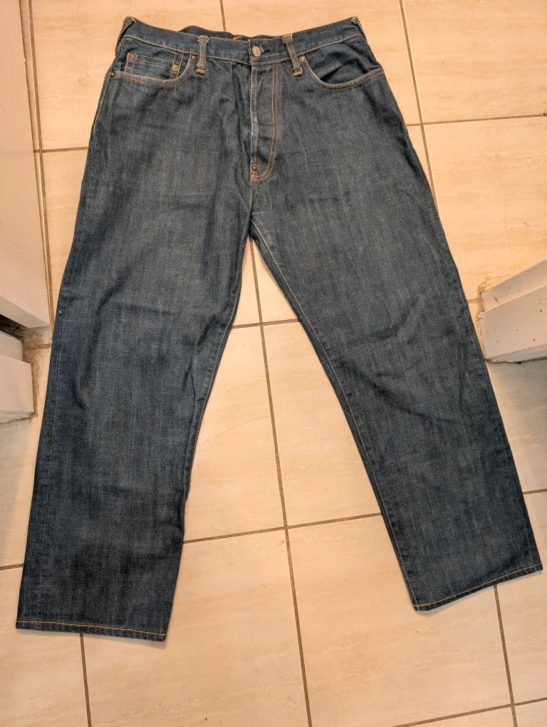 Evisu Jeans Size 34" x 29 1/2" - Iconic Seagull Embroidered Logo image indicator(4)