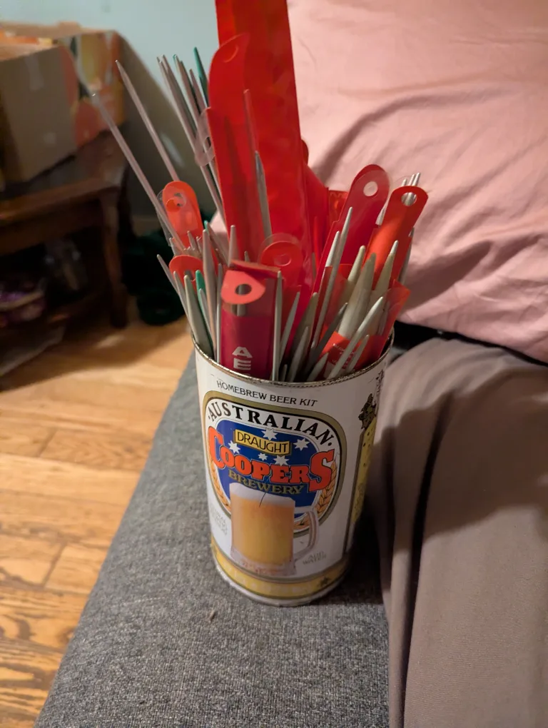 🇨🇦Mixed Lot of Knitting and crochet needles image indicator(7)