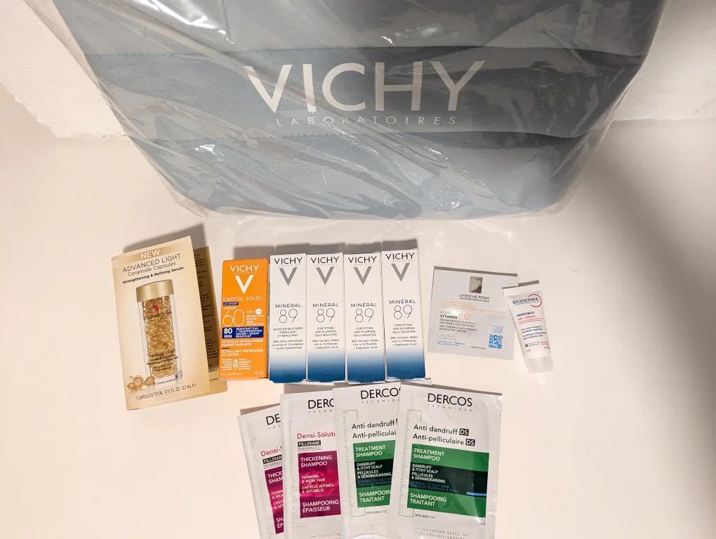 Vichy & Elizabeth Arden Skincare Bundle thumbnail