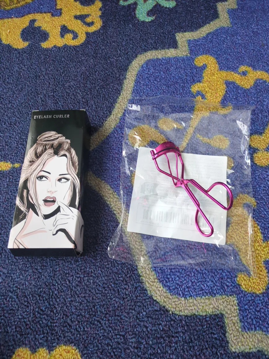 Heated Eyelash Curler with Box & Eye Lash Curler thumbnail