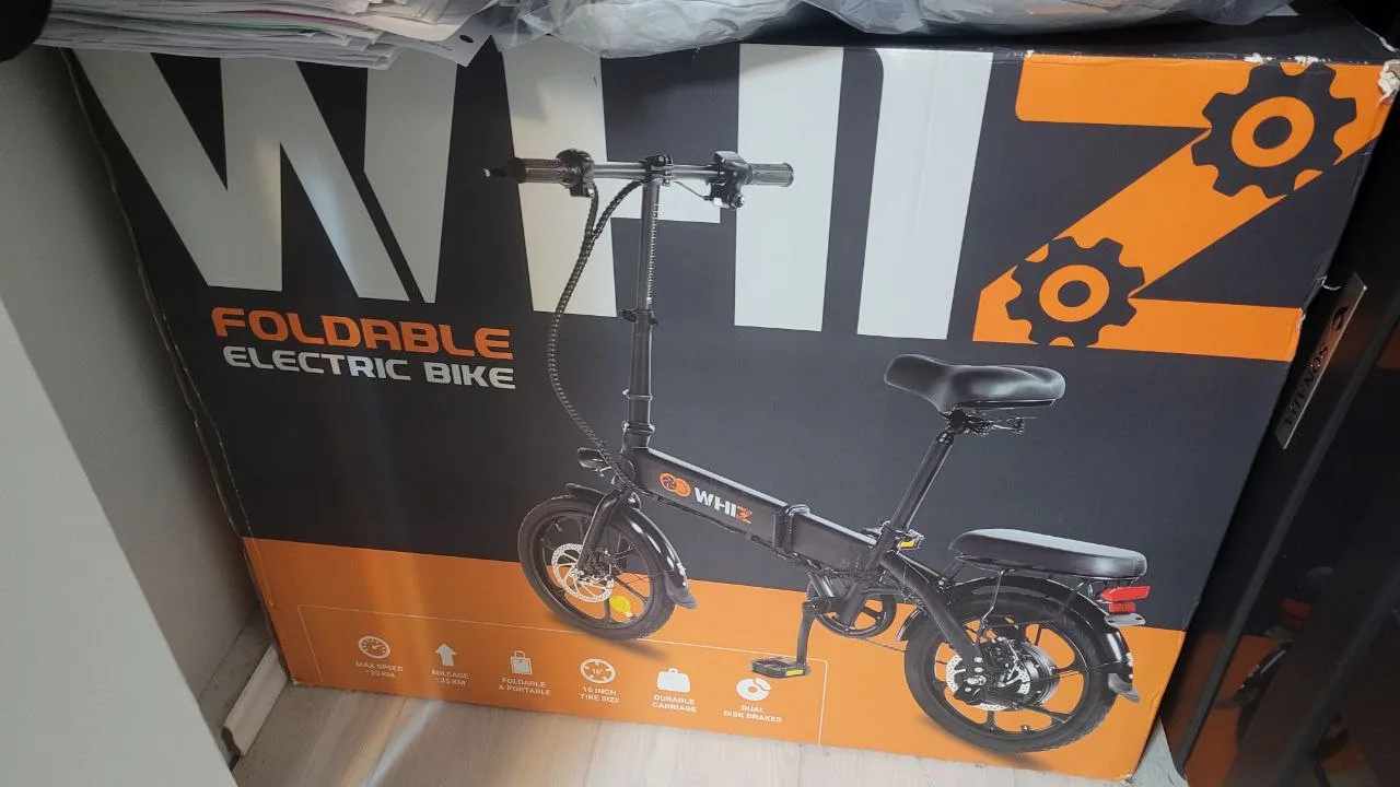 WHIZ Foldable Electric Bike - Like New! image indicator(5)